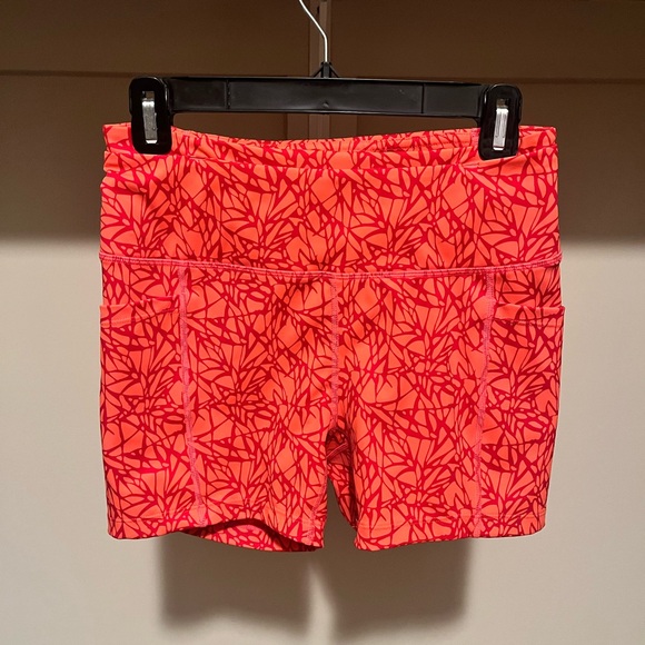 Oiselle Apenglow Monarch Pocketo 4” Shorts - Picture 3 of 6
